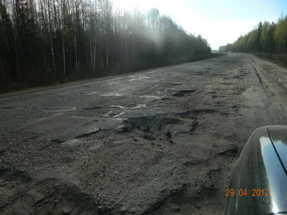 75% дорог Тверской области разбиты и не ремонтируются