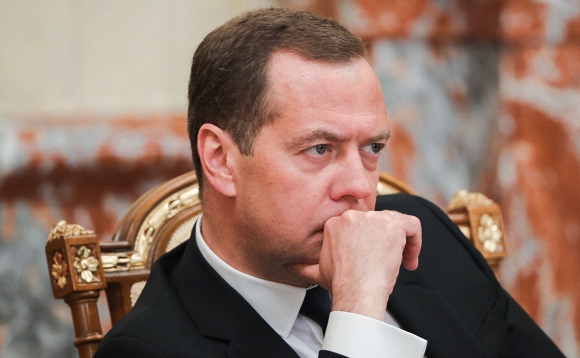 Медведев дал поручения по развитию производства лифтов в России