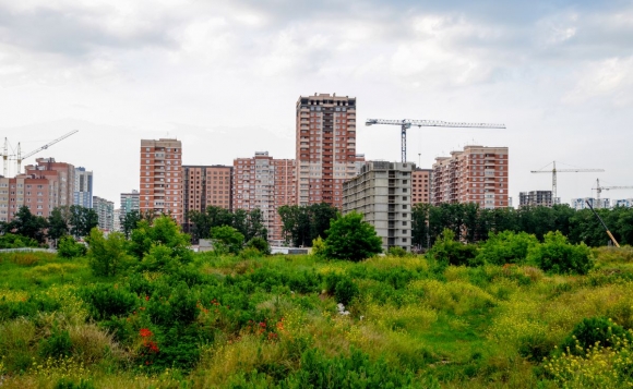 Почти четверть строящегося в РФ жилья оказалось в зоне риска