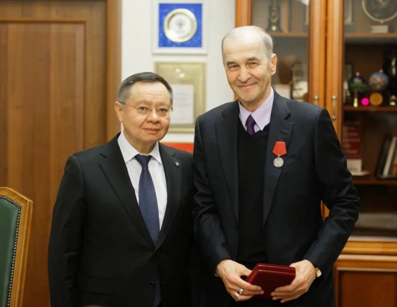 Анвар Шамузафаров награжден орденом «За заслуги перед Отечеством» II степени
