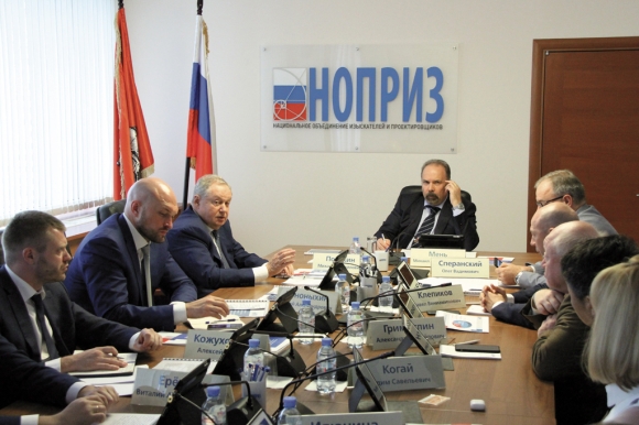 НОПРИЗ рассказал Михаилу Меню об основных трудностях формирования Нацреестра специалистов