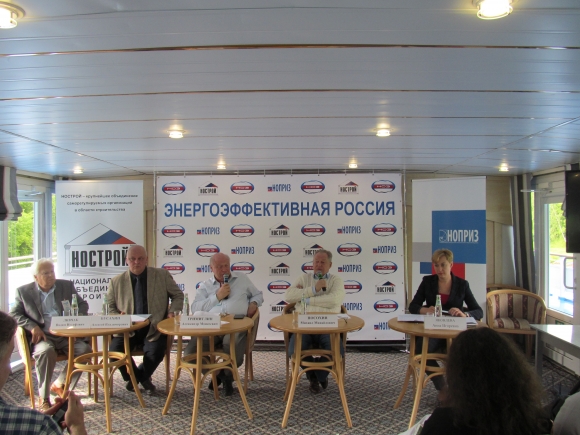 Деловая программа Форума 
была по-настоящему 
деловой