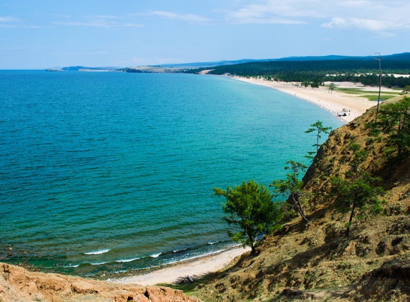 Иркутские власти незаконно разрешили строить в заповедной зоне Байкала