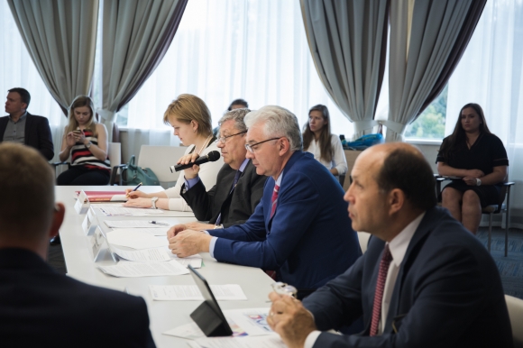 Минстрой России активно включается в работу 100+ Forum Russia