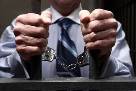 Главного эксперта смоленского Росреестра заподозрили в махинациях