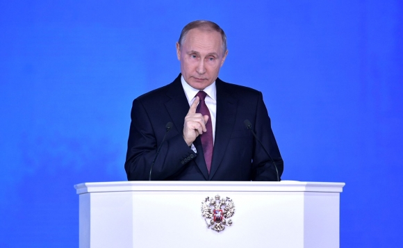 Владимир Путин – о вечном: <br />
жилье, дорогах <br />
и деньгах
