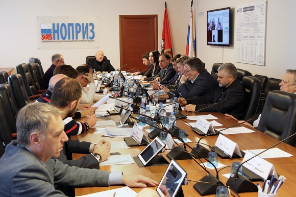 На заседании комитета НОПРИЗ по архитектуре искали решение дилеммы