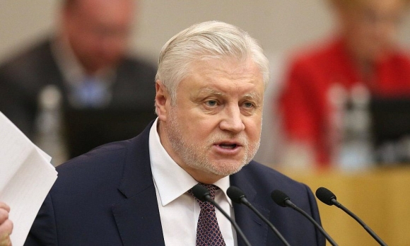 Миронов предложил разрешить дольщикам пополнять эскроу-счета частями