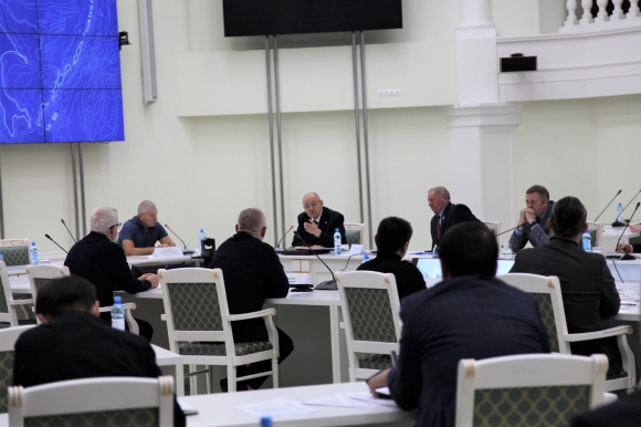 
Сахалинские строители  требуют от властей  навести порядок в госзакупках