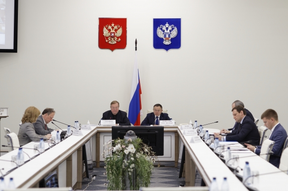 Общественный совет Минстроя России озабочен кадрами и ростом цен на жилье