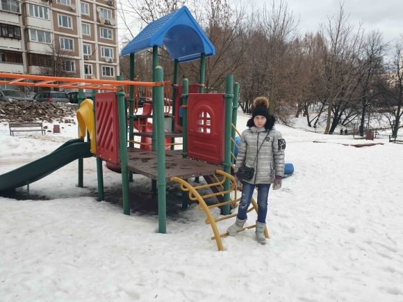 «Ты сюда не ходи, туда ходи – снег башка попадет!»