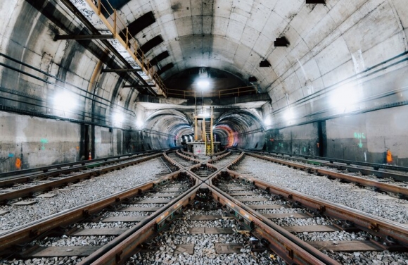 Власти Петербурга планируют потратить на строительство метро 93 млрд рублей