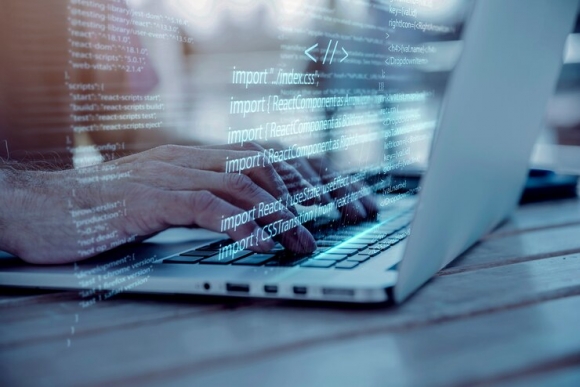 Около 46% опрошенных российских компаний планируют расширять свою IT-инфраструктуру