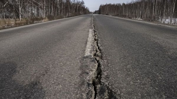 Российские дороги не выдерживают нагрузок, миллиарды «вылетают в трубу»