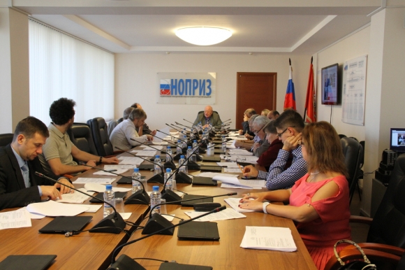 Профстандарты для <br />
инженерных систем <br />
обсудили в НОПРИЗ