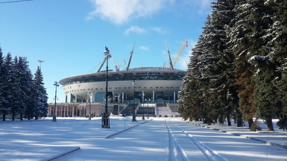 На «Зенит-Арене» подняли на крышу девятый блок