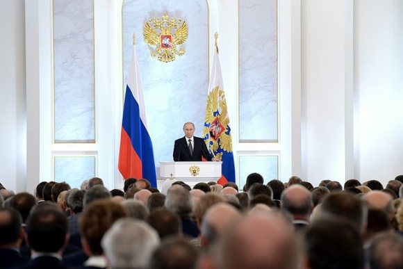 Владимир Путин: Амнистия <br />
капиталов, стабильные налоги <br />
и «надзорные каникулы»