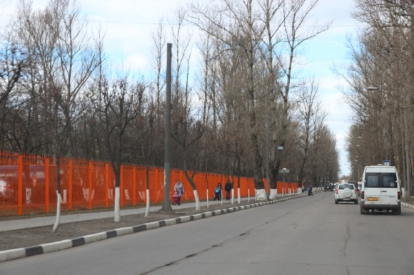 Заборы в Подмосковье будут типовыми и неагрессивными