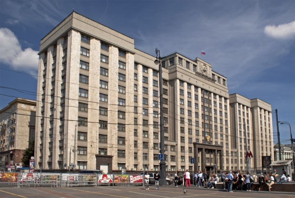 Безопасность зданий обсудят в ГД осенью